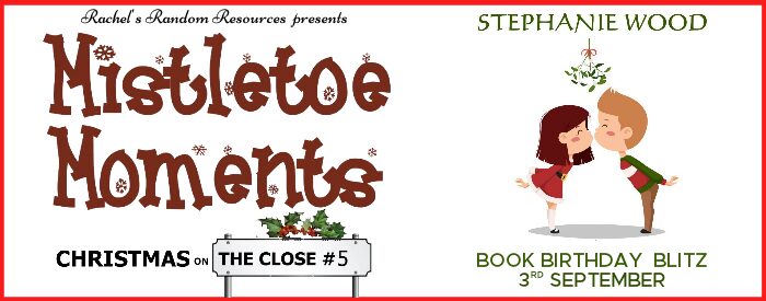 Mistletoe Moments by Stephanie Wood | Book Review